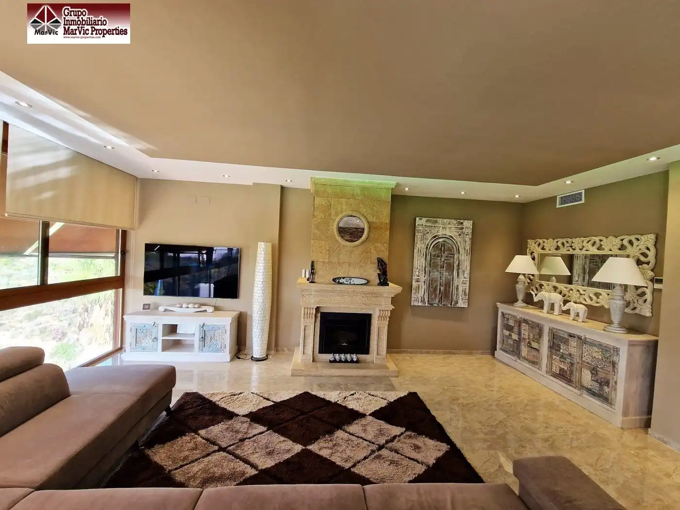 Sala d'estar de Casa o xalet en venda en La Nucia amb Aire condicionat, Calefacció i Jardí privat
