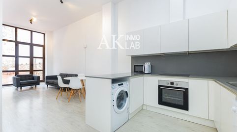 Vivienda reformada con patio y terraza privados en el corazón de Barcelona