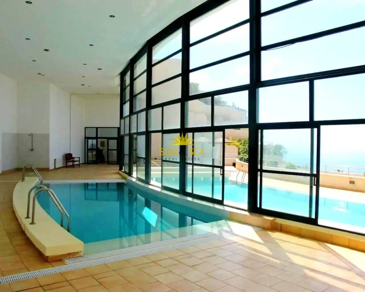 Piscina de Apartamento de alquiler en Altea con Aire acondicionado, Calefacción y Terraza