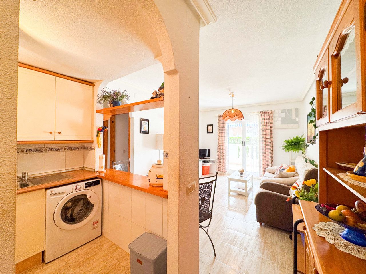 Cuina de Planta baixa en venda en Torrevieja amb Calefacció, Terrassa i Piscina