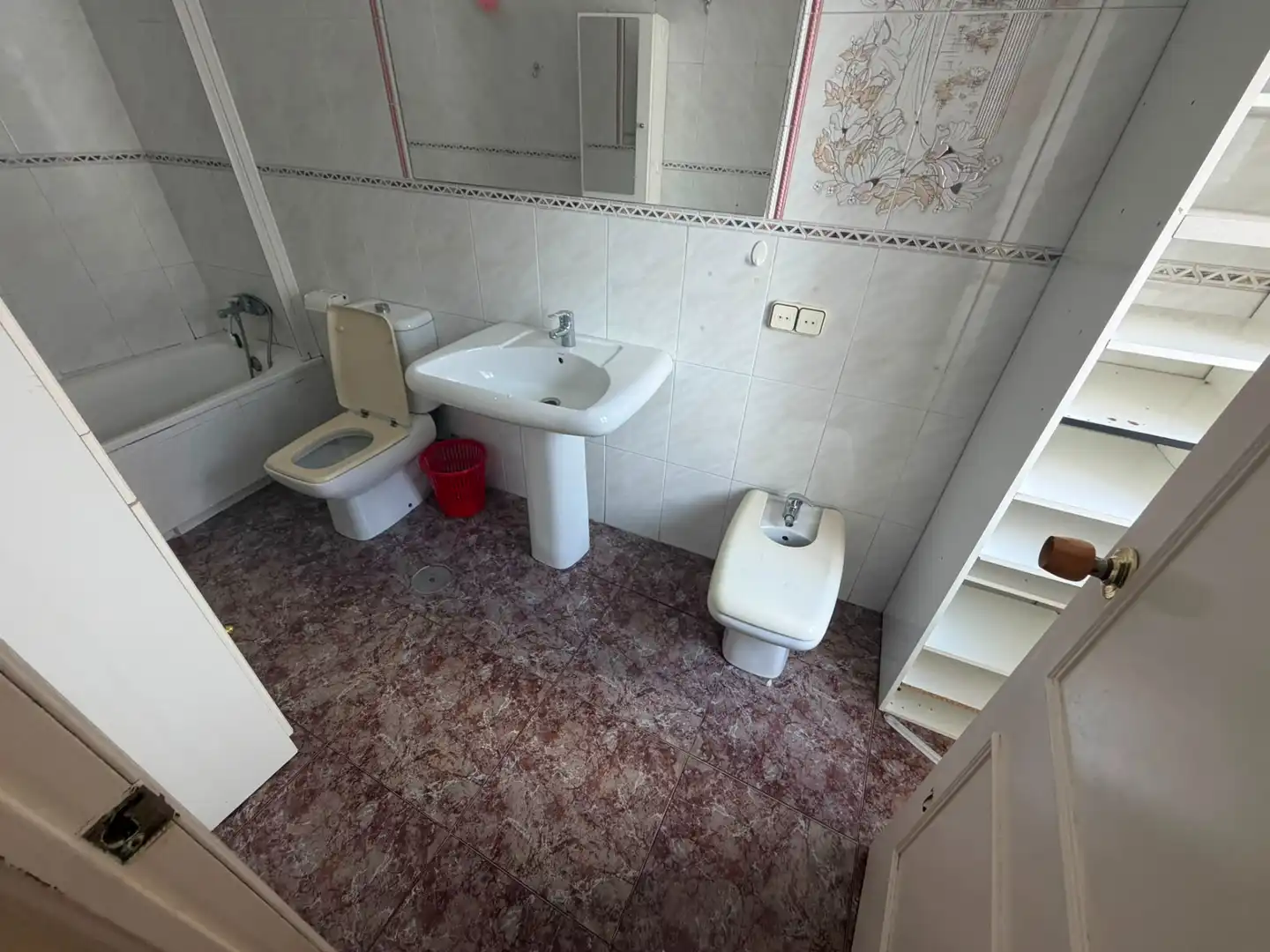 Baño de Casa o chalet en venta en Jaén con Jardín privado, Terraza y Trastero