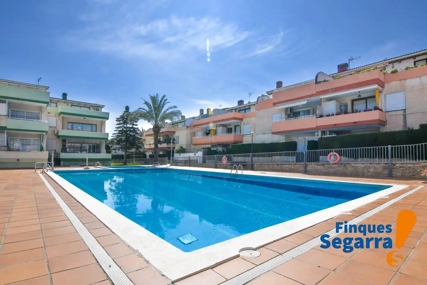 Piscina de Dúplex en venda en El Vendrell amb Aire condicionat, Terrassa i Piscina comunitària