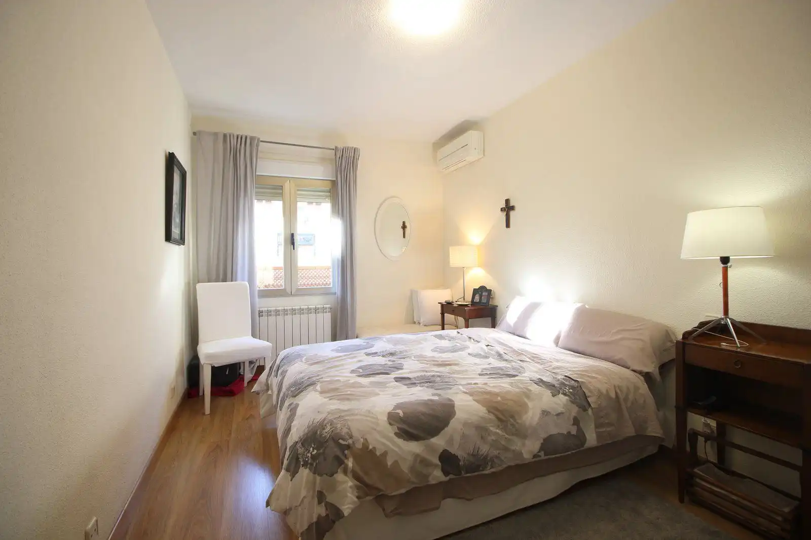 Bedroom of Flat for rent in Barrio de Salamanca