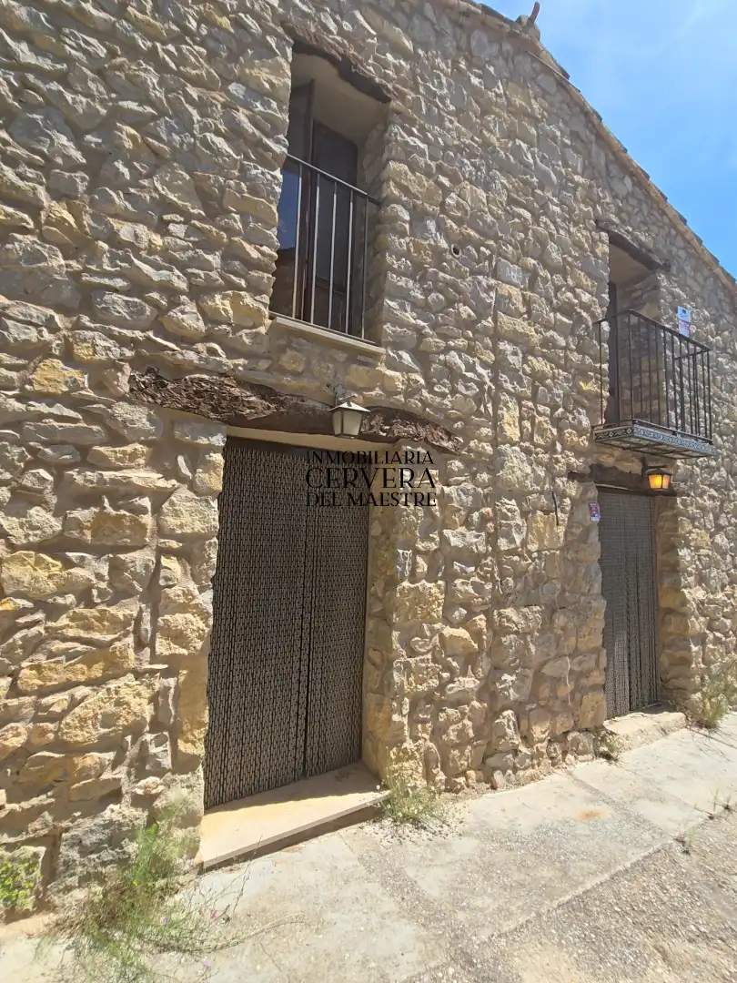 Vista exterior de Casa o chalet en venta en Sierra Engarcerán