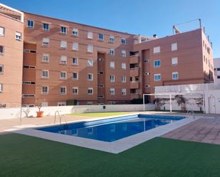 Swimming pool of Flat to rent in  Granada Capital  with Air Conditioner, Heating and Oven