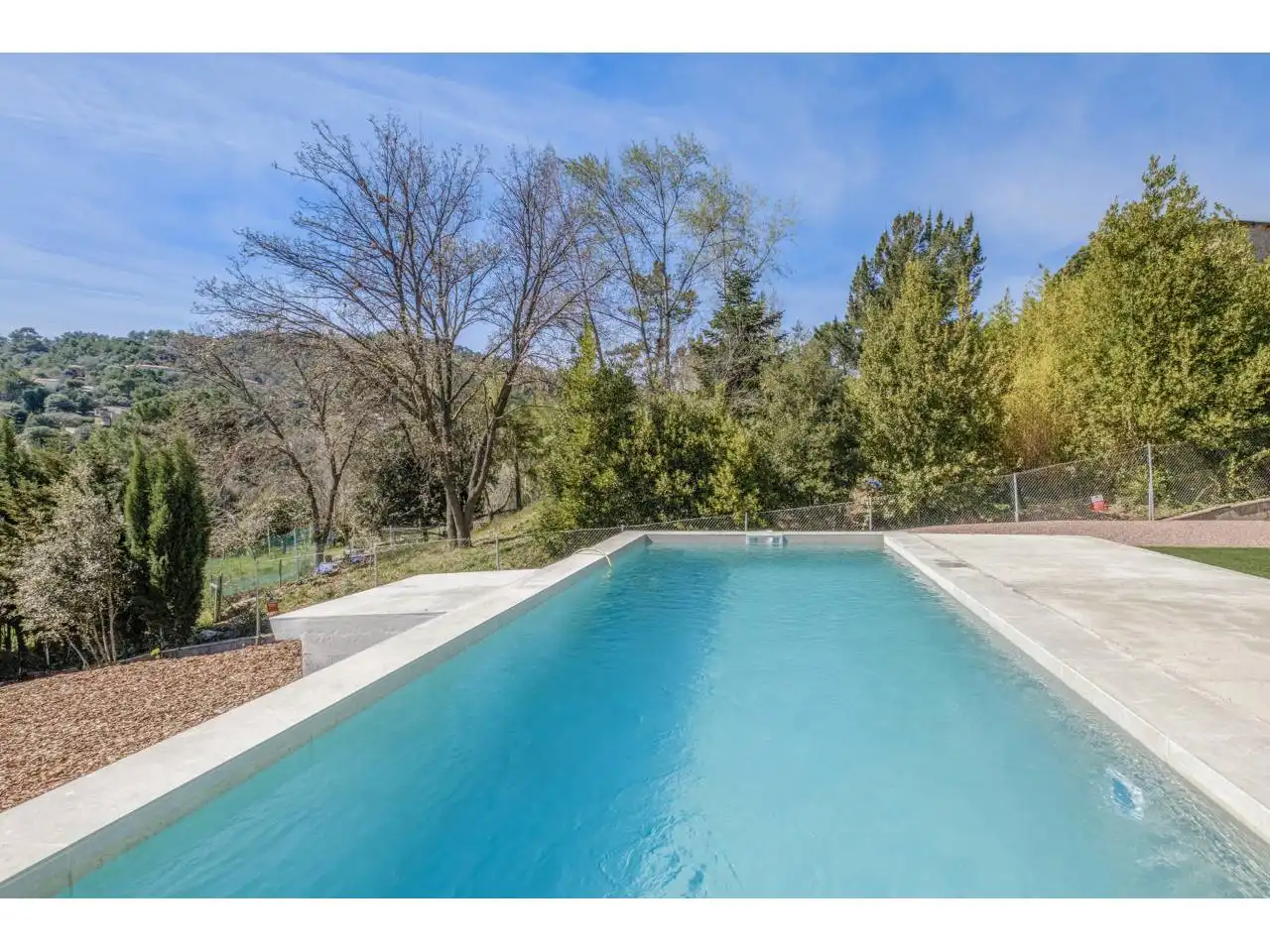 Piscina de Casa o chalet en venta en Matadepera con Aire acondicionado, Calefacción y Jardín privado