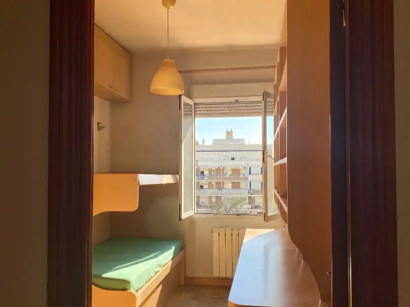 Habitación de Piso en venta en  Madrid Capital