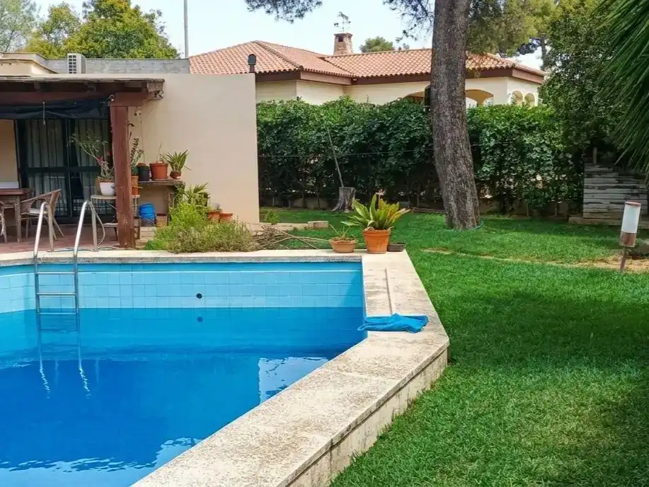 Piscina de Piso en venta en Carmona con Aire acondicionado, Jardín privado y Parquet