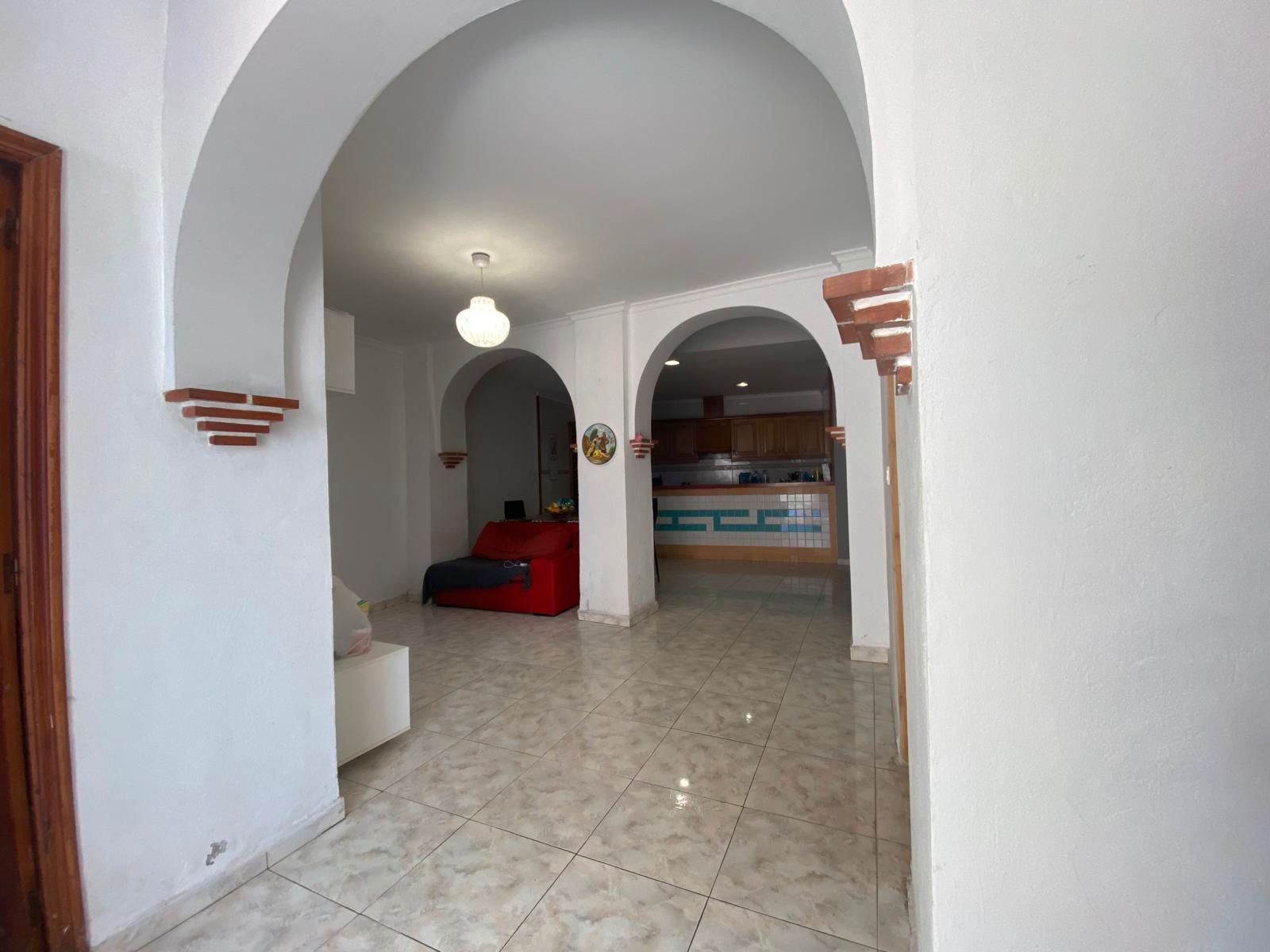 Casa adosada en venda en Oliva amb Terrassa i Moblat