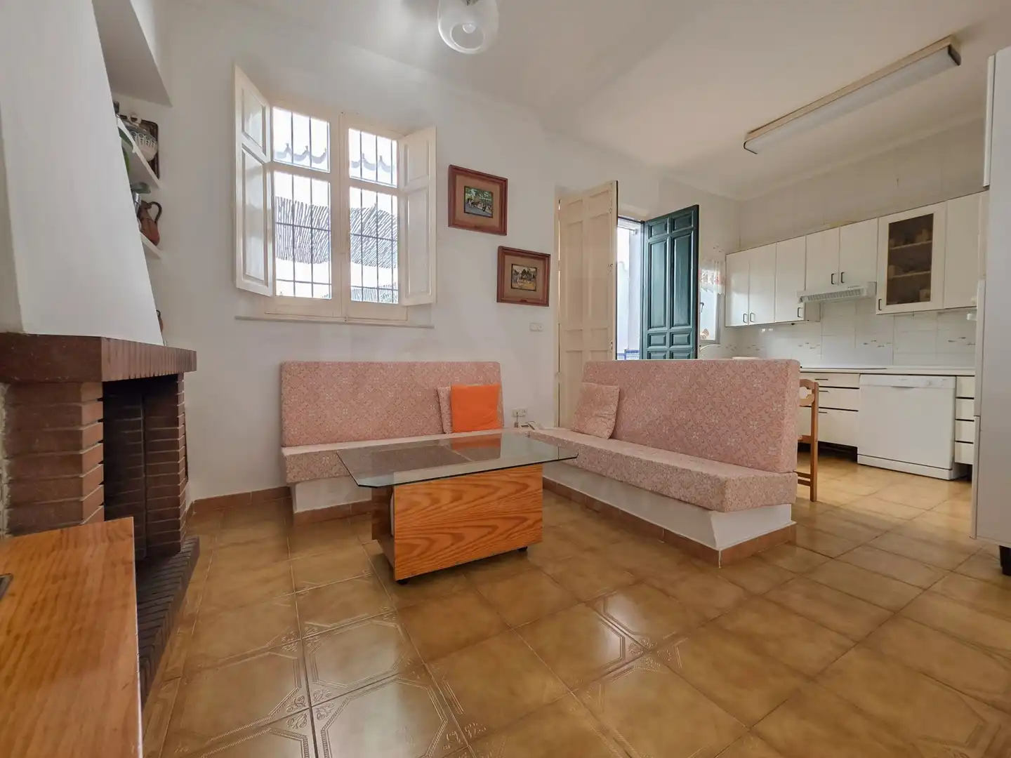 Sala d'estar de Casa o xalet en venda en Málaga amb Aire condicionat, Calefacció i Terrassa