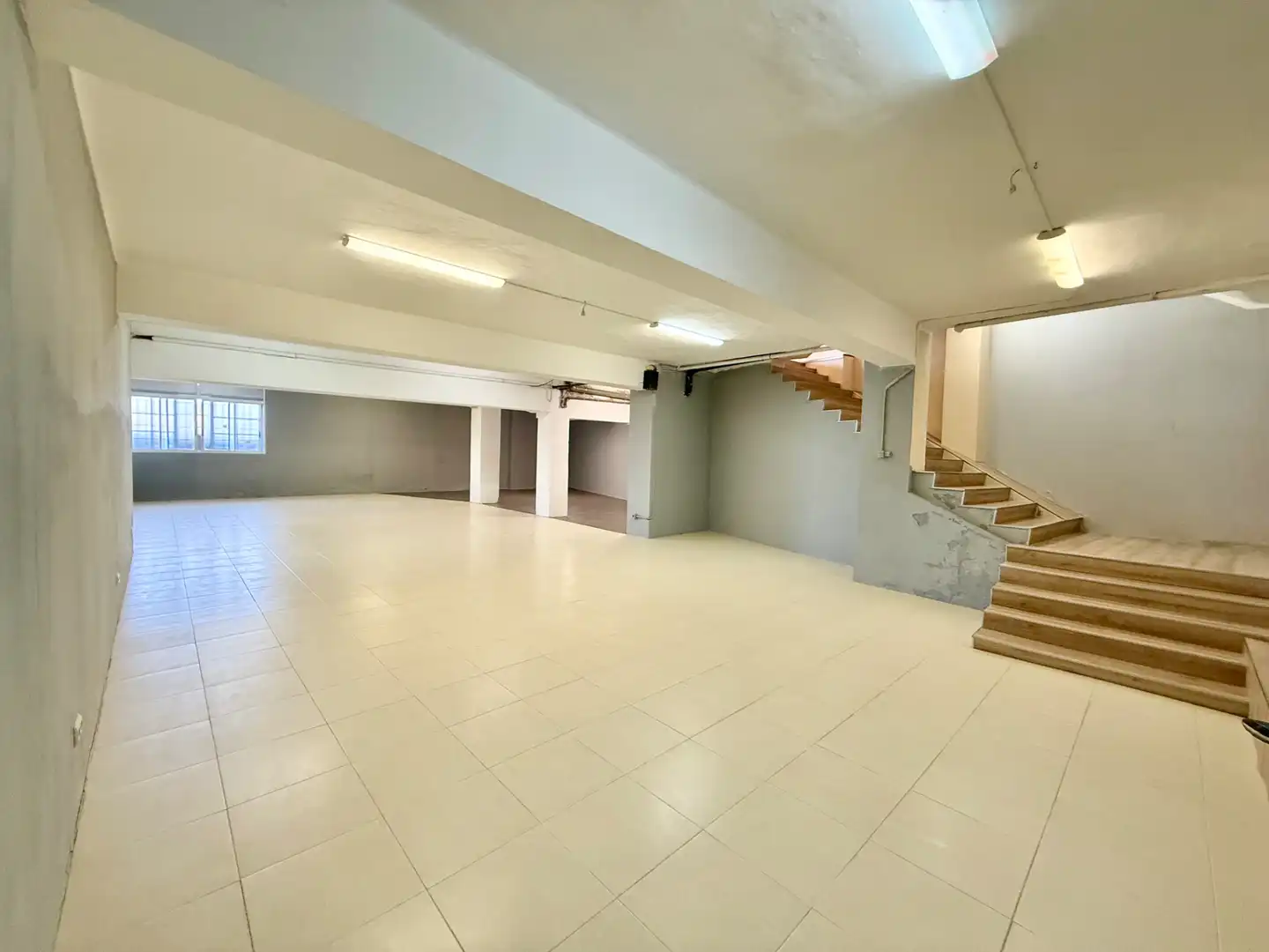 Business premises to rent in Colon Ibilbidea, imagen 7