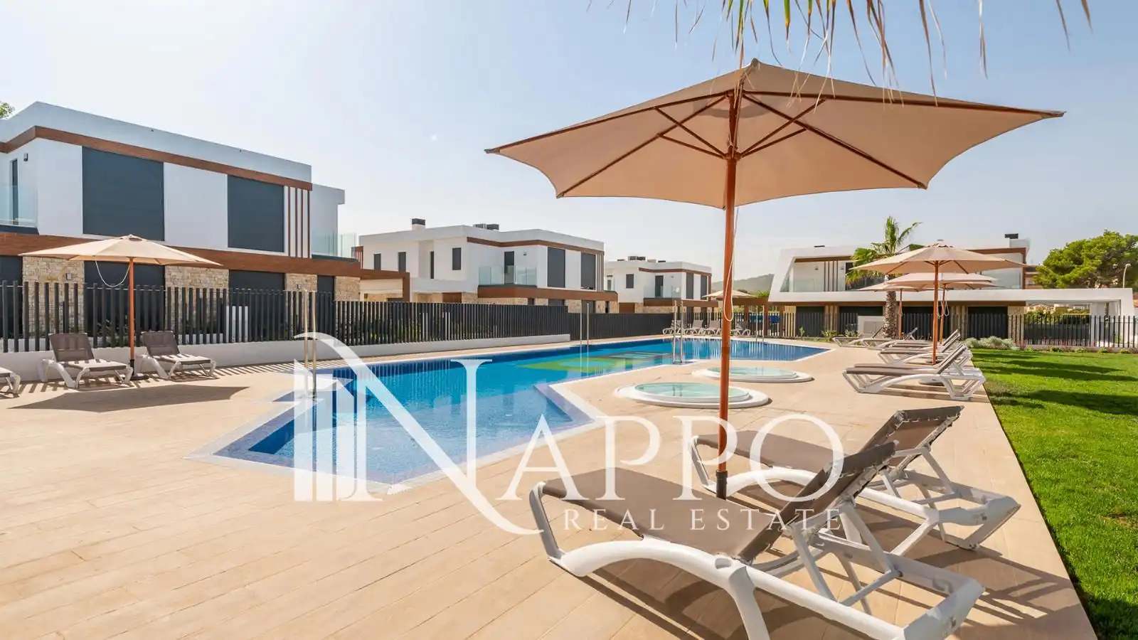 Swimming pool of Houses for sale in Capdepera  with Air Conditioner, Heating and Private garden