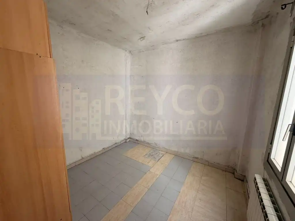 Apartament en venda en  Logroño