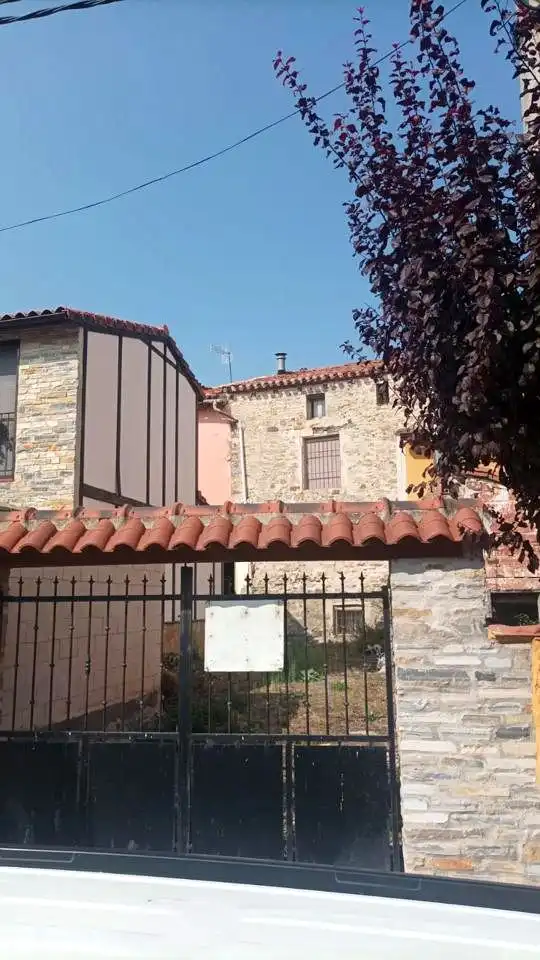 Vista exterior de Casa o chalet en venta en San Pedro Manrique con Jardín privado