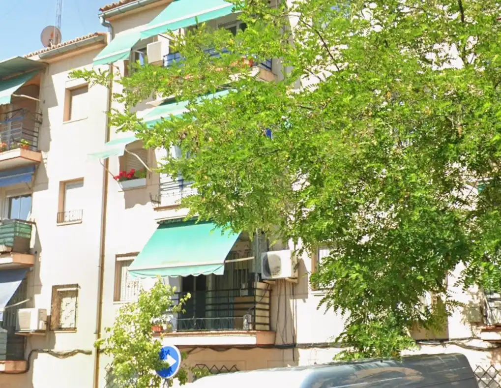 Vista exterior de Piso en venta en Madrid