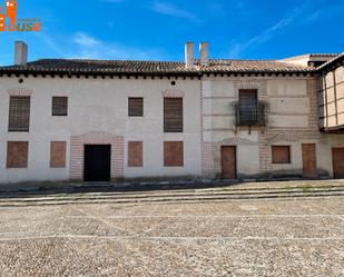 Exterior view of Building for sale in Arévalo