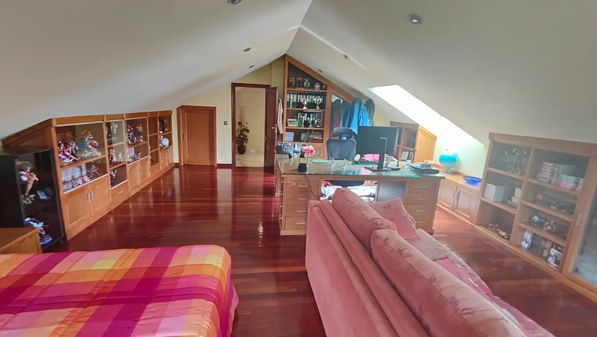 Sala de estar de Casa o chalet en venta en Santiago de Compostela  con Calefacción, Jardín privado y Terraza