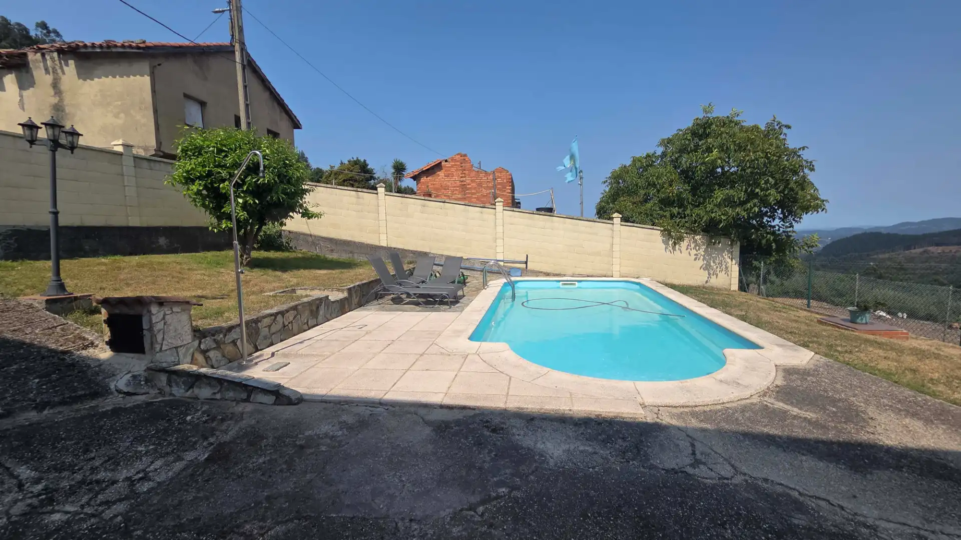 Piscina de Casa o xalet en venda en Pravia amb Calefacció, Jardí privat i Terrassa