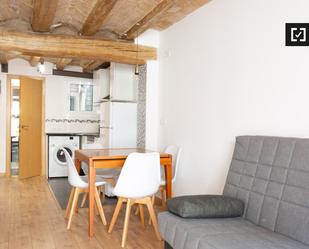Living room of Flat to rent in  Barcelona Capital  with Air Conditioner, Heating and Furnished