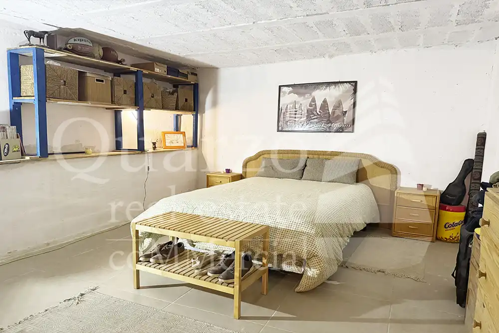 Habitación de Local en venta en Pego con Calefacción y Amueblado