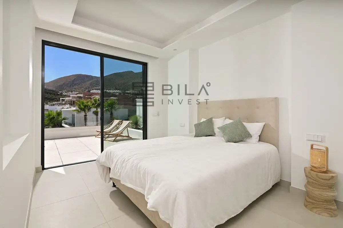 Chalet con piscina en venta en Big Blue, imagen 25