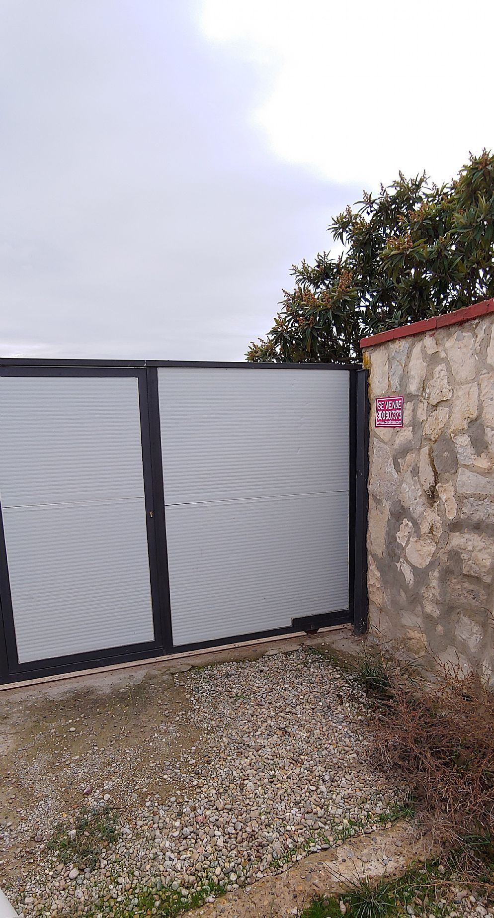 Vista exterior de Casa o xalet en venda en  Zaragoza Capital amb Piscina comunitària