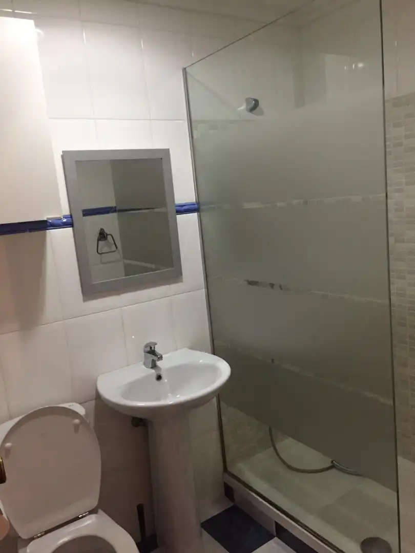 Badezimmer von Wohnung zur Miete in Valencia mit Terrasse, Möbliert und Balkon