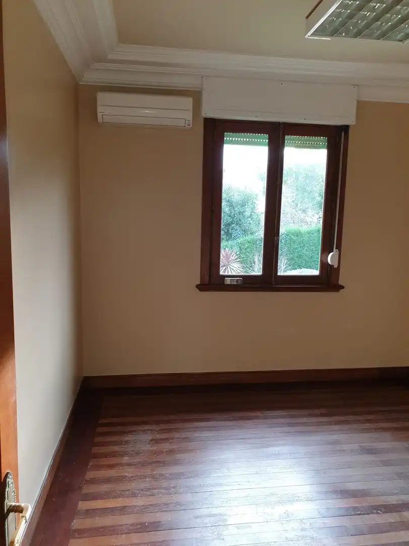 Casa o chalet de alquiler en Vigo  con Alarma
