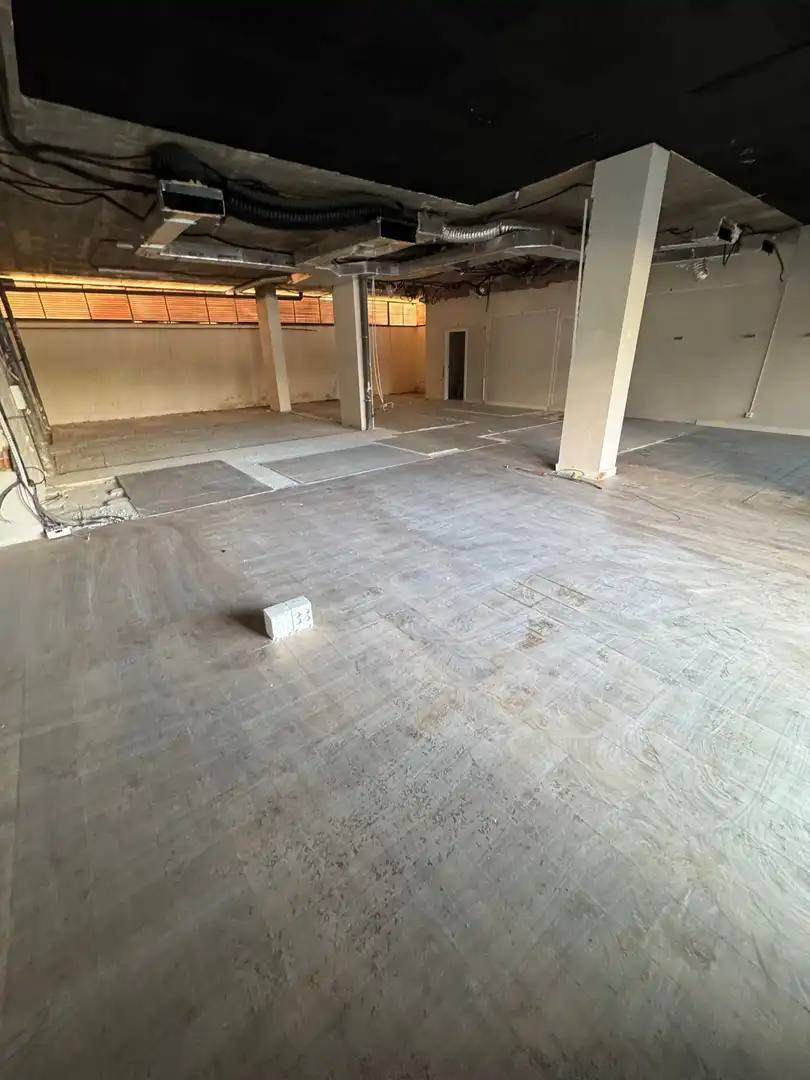 Local comercial de lloguer a Europa, imagen 2