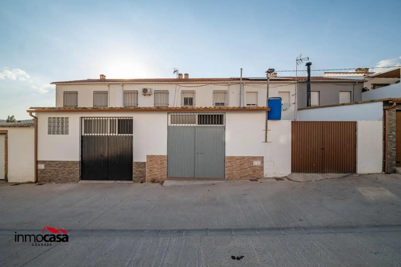 Vista exterior de Casa adosada en venda en Píñar