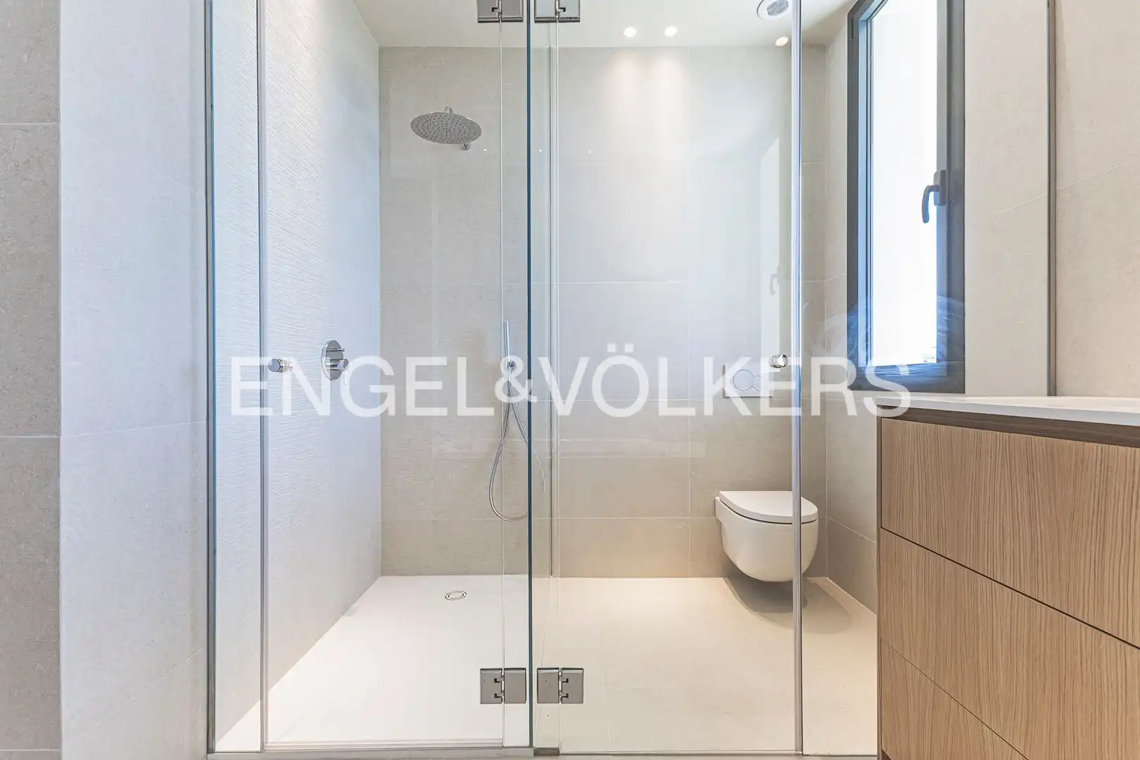 Bathroom of Houses for sale in Sitges  with Air Conditioner, Heating and Private garden