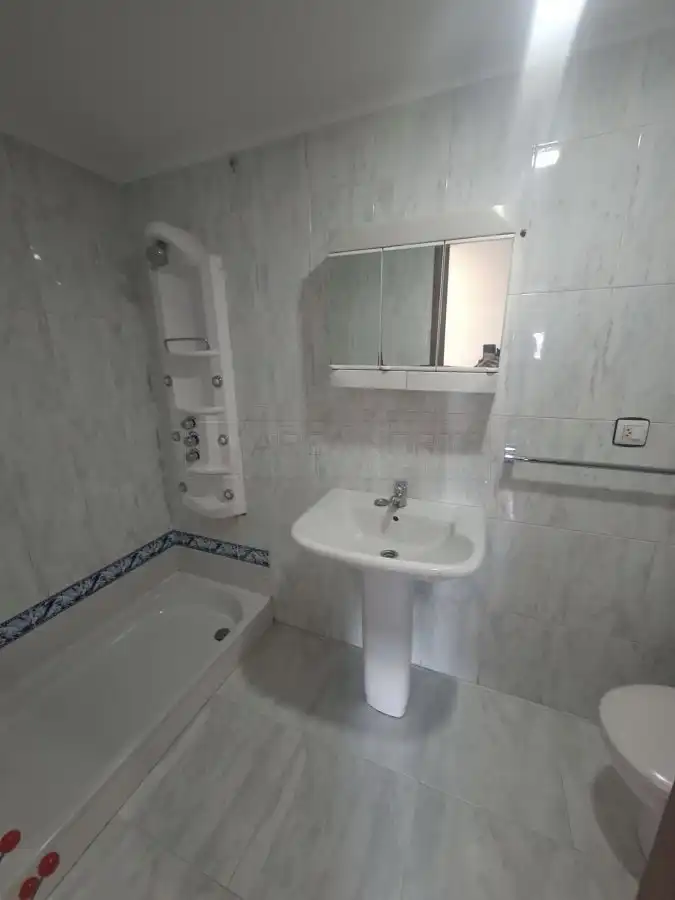 Bathroom of Flat for sale in Vitoria - Gasteiz  with Heating, Parquet flooring and Storage room