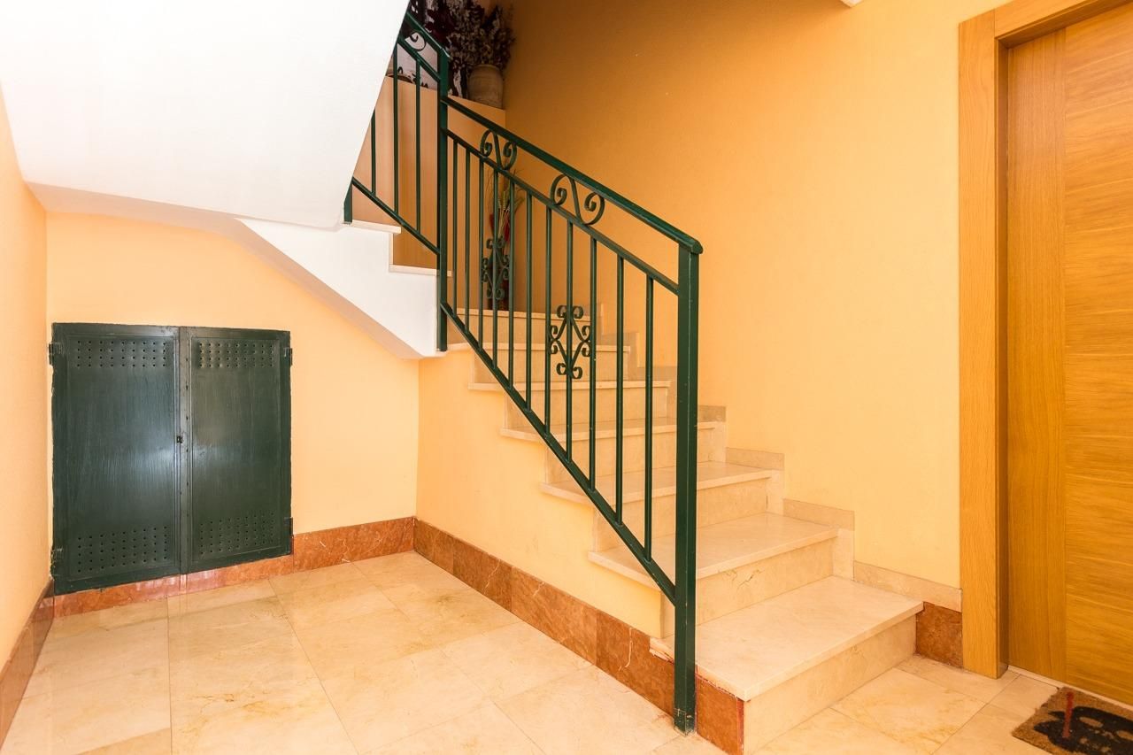 Flat for sale in Elda  with Air Conditioner and Terrace