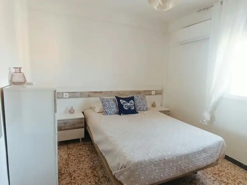 Bedroom of Flat for rent in Ayamonte ciudad
