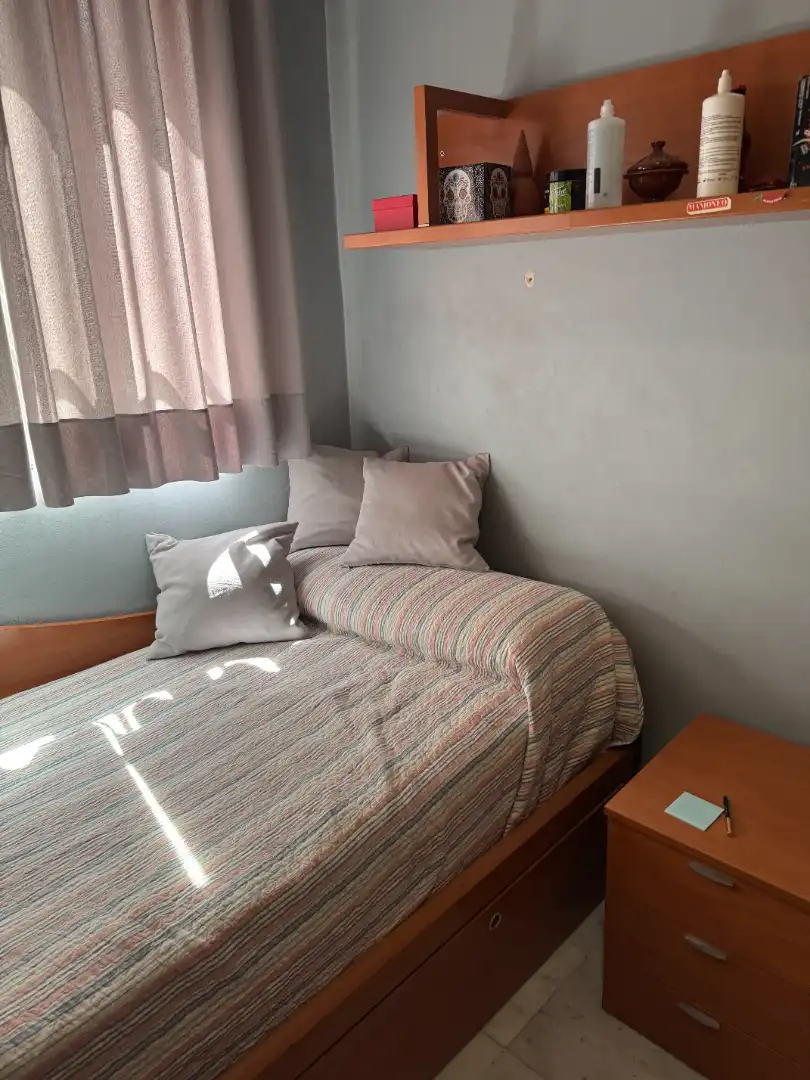Bedroom of Flat for sale in Sevilla  with Air Conditioner, Heating and Terrace