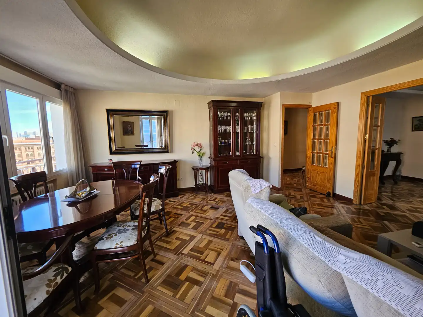 Living room of Flat for rent in Madrid  with Air Conditioner, Heating and Furnished