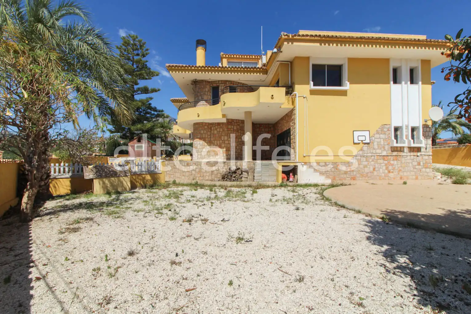 Vista exterior de Casa o chalet en venta en La Nucia con Aire acondicionado, Jardín privado y Terraza