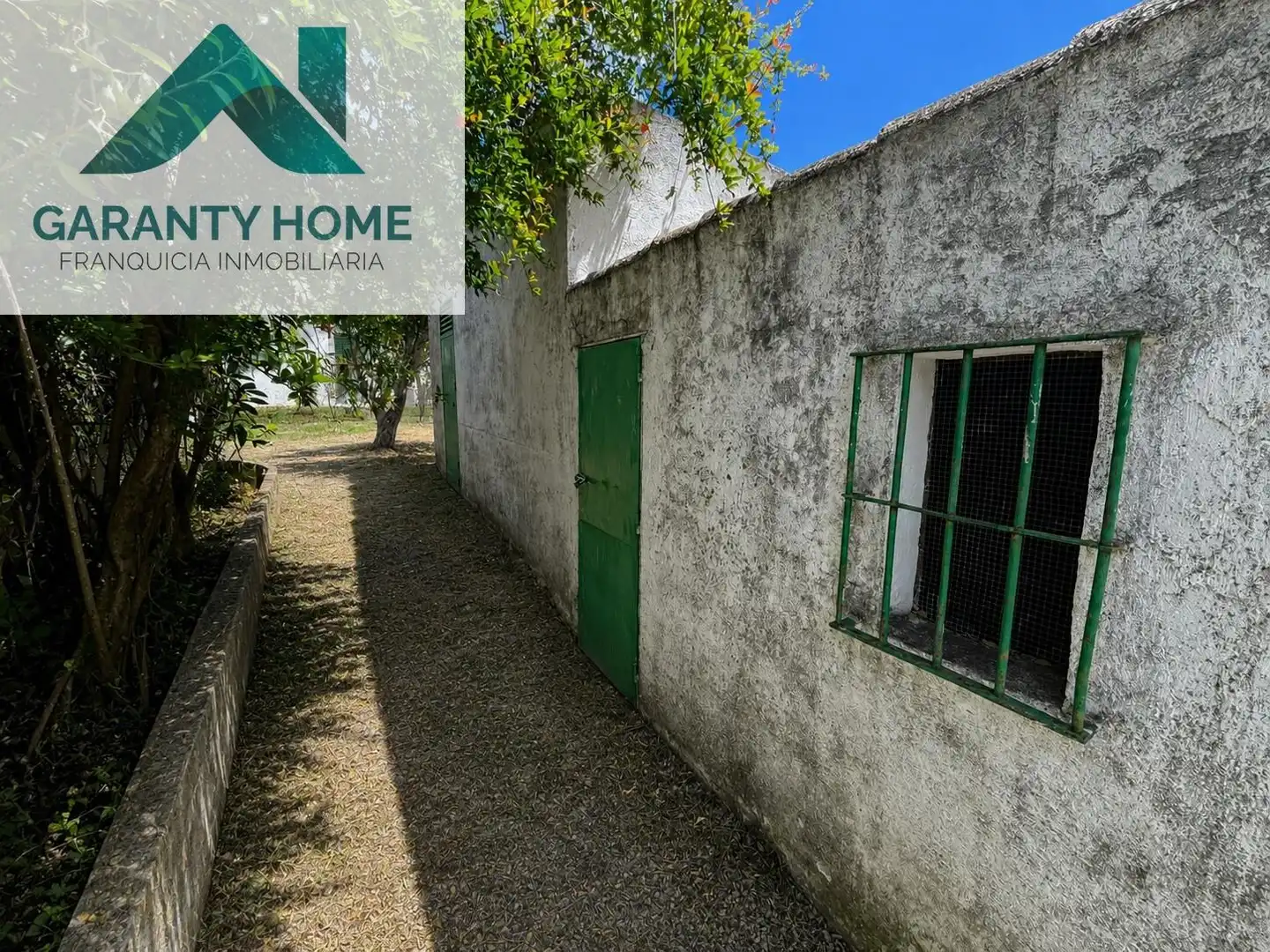 Vista exterior de Casa o chalet en venta en Martos con Jardín privado, Trastero y Piscina