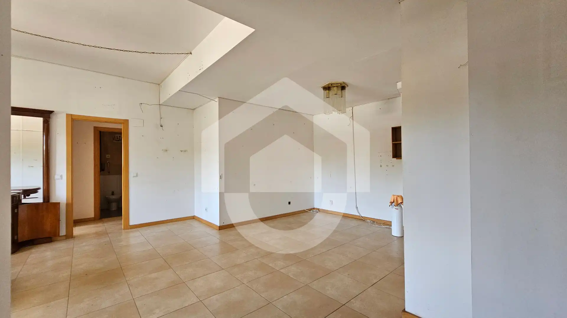 Planta baixa en venda a Porta