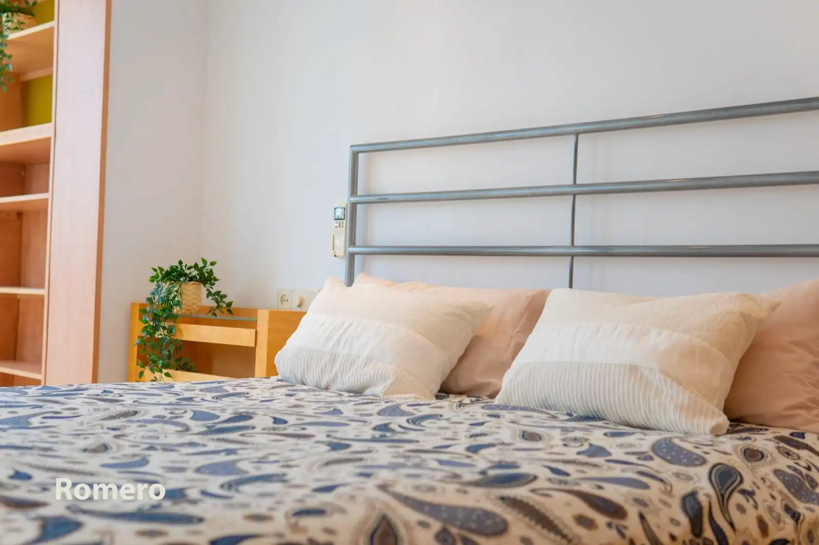 Bedroom of Flat for rent in Málaga  with Air Conditioner, Terrace and Furnished