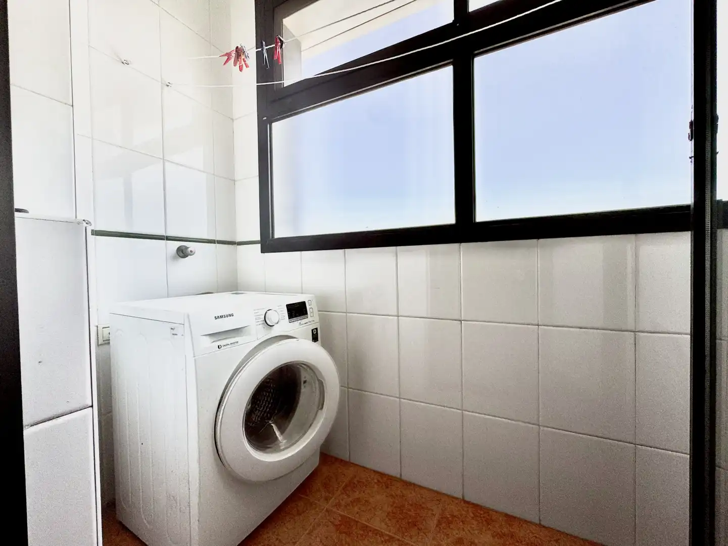 Bathroom of Flat for rent in Torrent  with Air Conditioner, Heating and Private garden