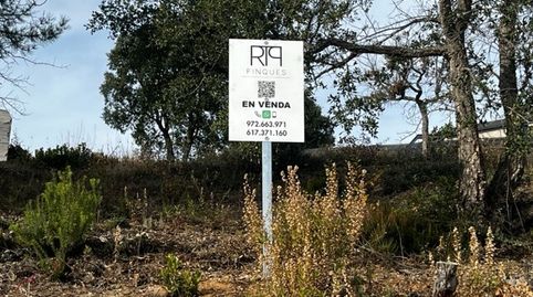 Venta parcela en Urbanización Mas Llunés.