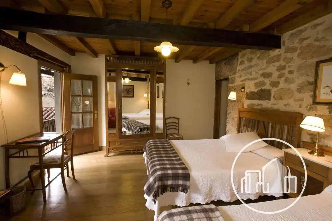 Habitación de Casa o chalet en venta en Merindad de Sotoscueva con Calefacción, Terraza y Balcón
