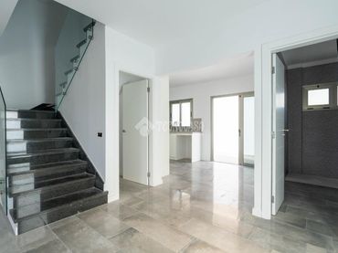 Casa bifamiliare in vendita a Arico