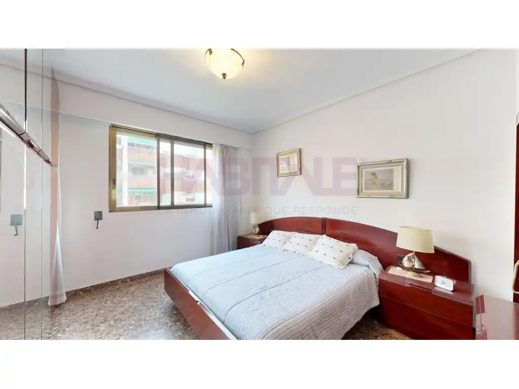 Habitación de Piso en venta en Quatre Carreres