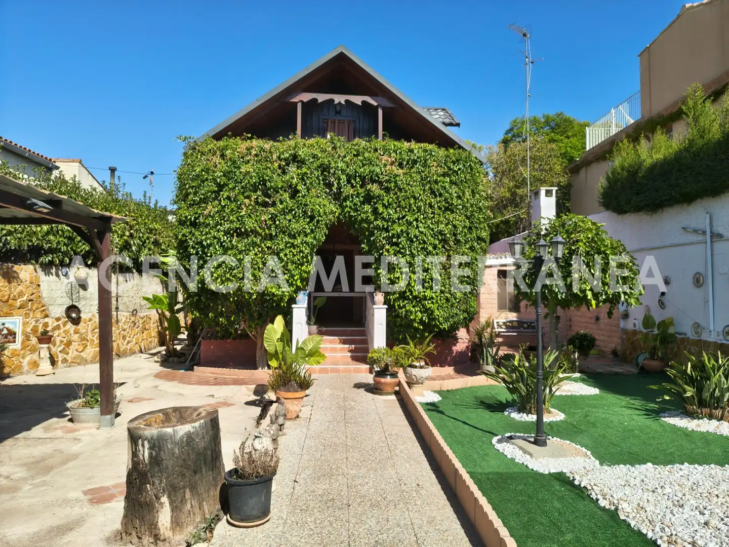 Jardí de Casa o xalet de lloguer en Paterna amb Aire condicionat, Calefacció i Jardí privat