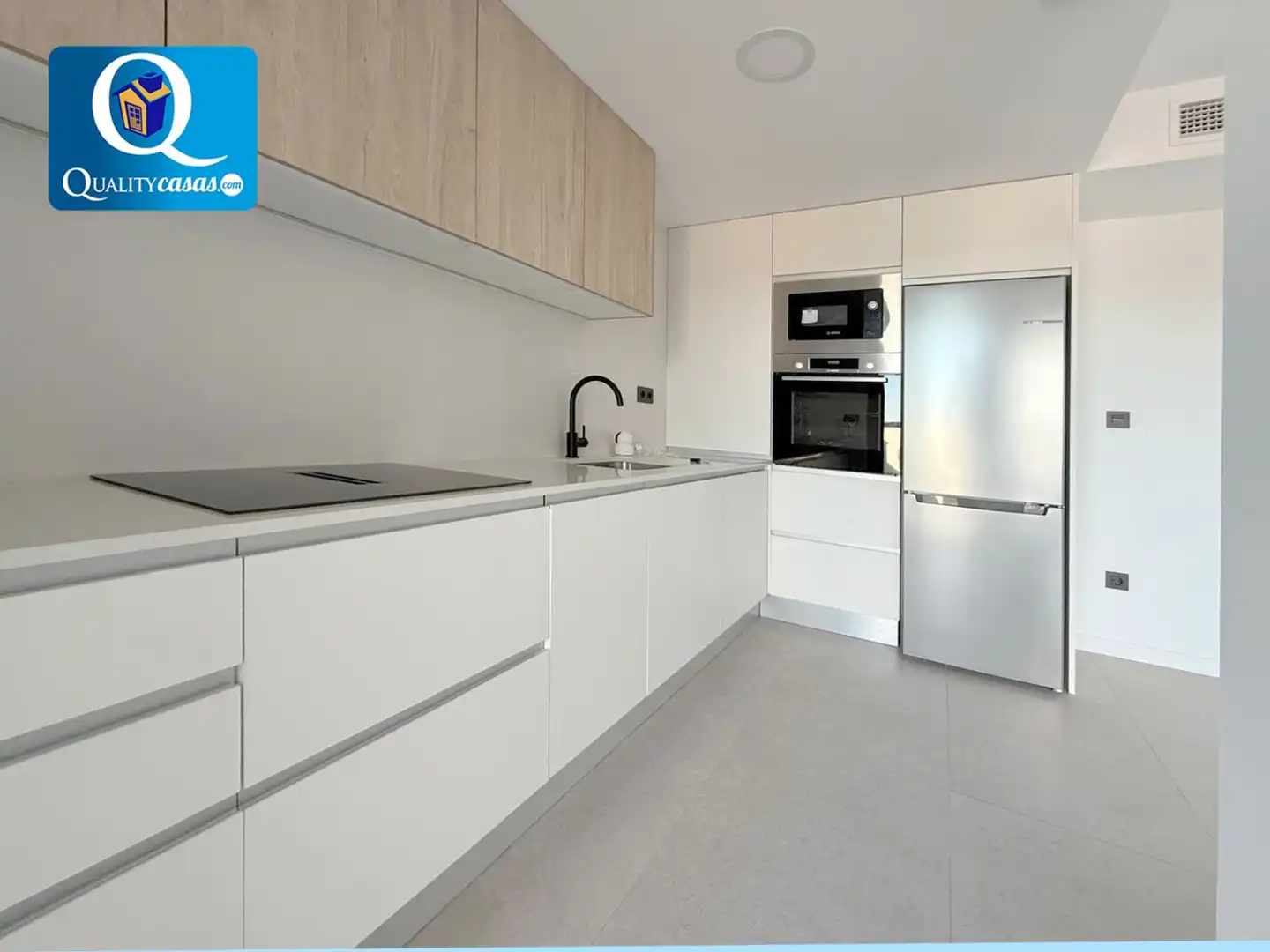 Cocina de Piso en venta en Mutxamel con Terraza y Piscina comunitaria