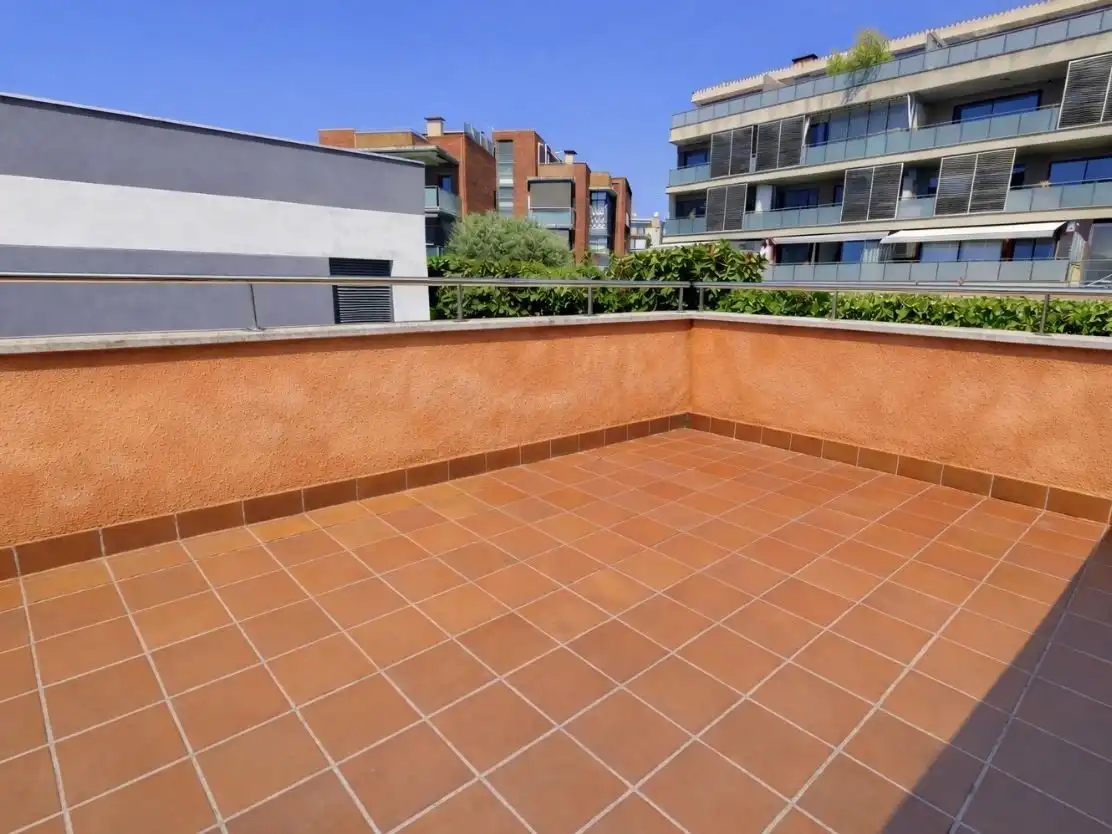 Reihenhaus mit Pool zum Verkauf in Carrer Mossèn Cinto Verdaguer 10, imagen 23
