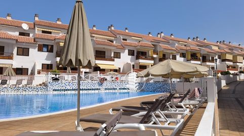 Foto 2 de Apartamento de alquiler en Los Cristianos, Arona