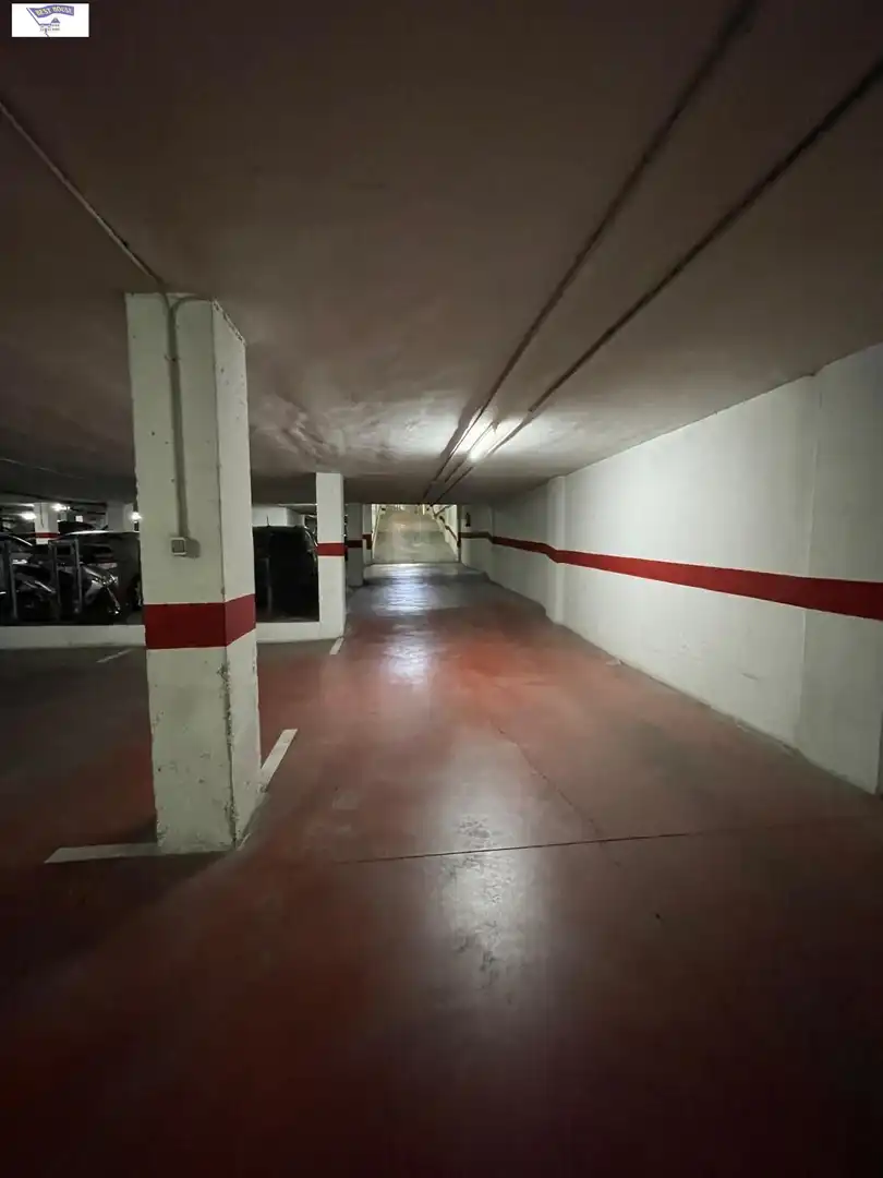 Parkplatz von Wohnungen zur Miete in Albacete mit Heizung, Möbliert und Balkon